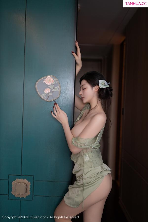 逗逗DouDou  [XiuRen]高清写真图 2024.09.06 No.9124 小逗逗 丝袜美腿第55张图片
